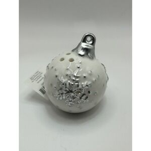 Cracker Barrel Mini Christmas Ornaments Salt And Pepper Shaker Replacement